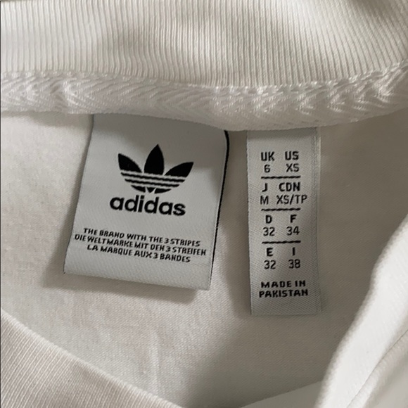 Adidas crop top - Picture 2 of 2